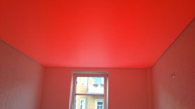 2012_07_18_103_lichtdecke_rot.jpg